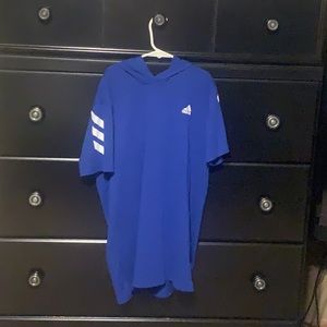 Adidas shortsleeved hoodie almost new